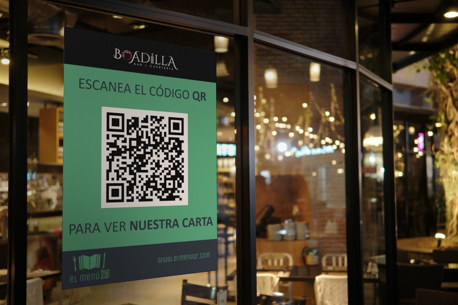 Cartel grande código QR escaparate